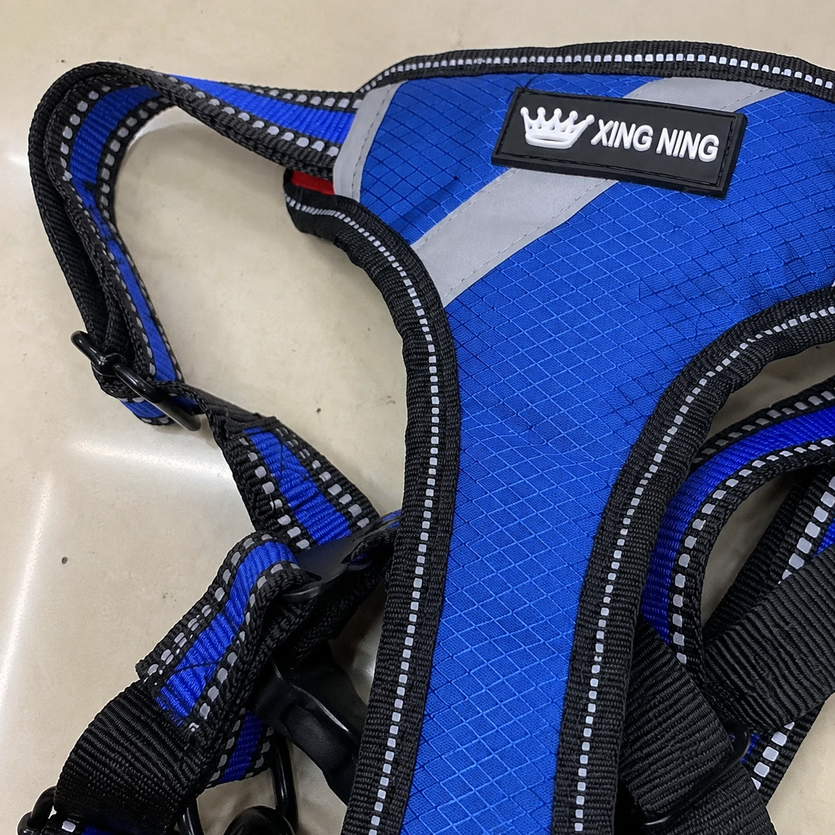 Arnés azul para perro talla L 19025-161 — detalle