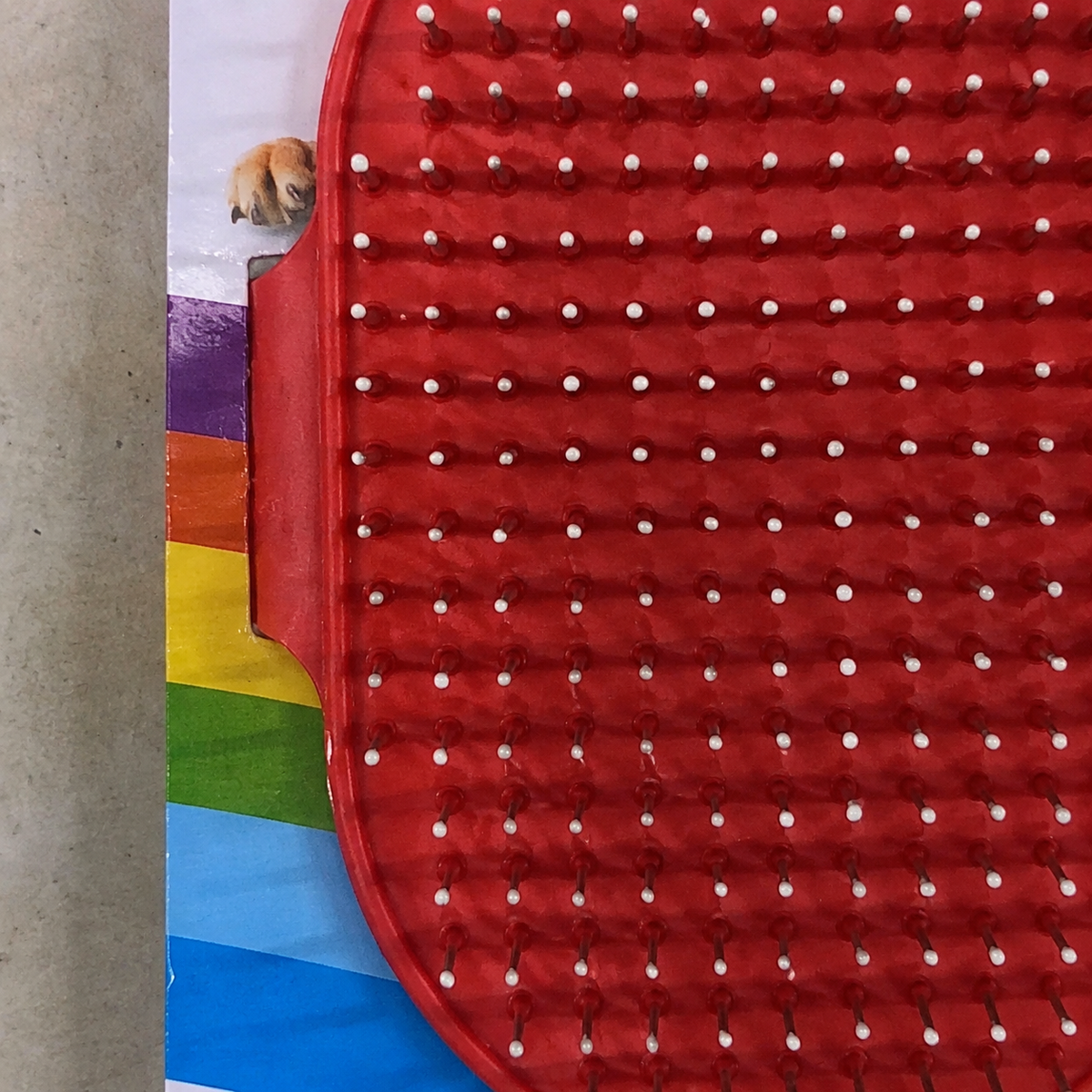 Cepillo ovalado rojo para mascotas 19025-69 — detalle