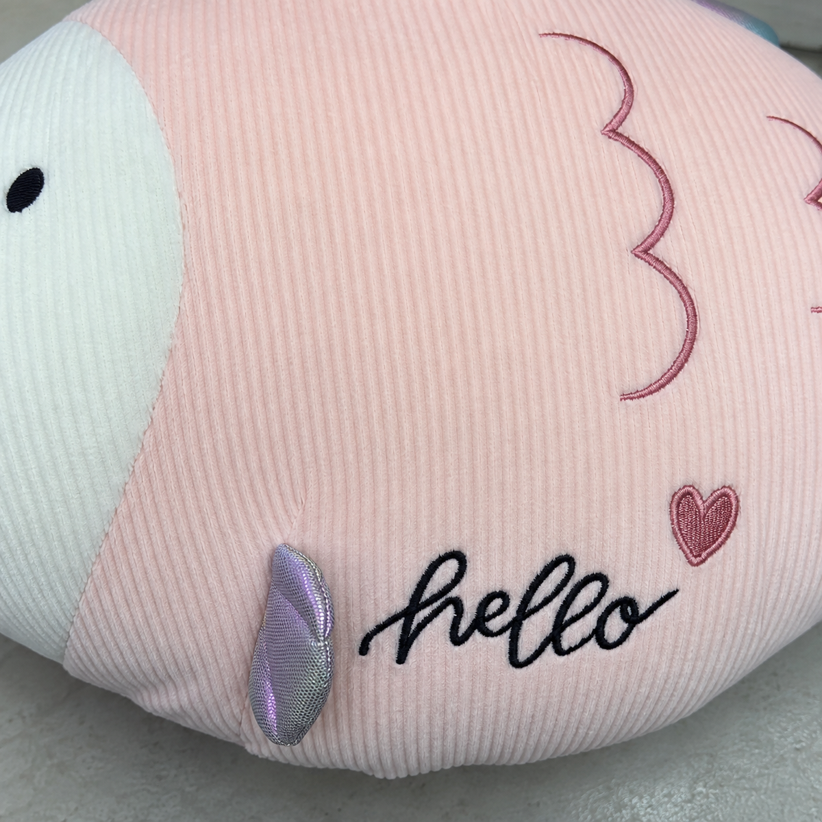 Peluche de pez rosado Hello 19291-21 — detalle del producto