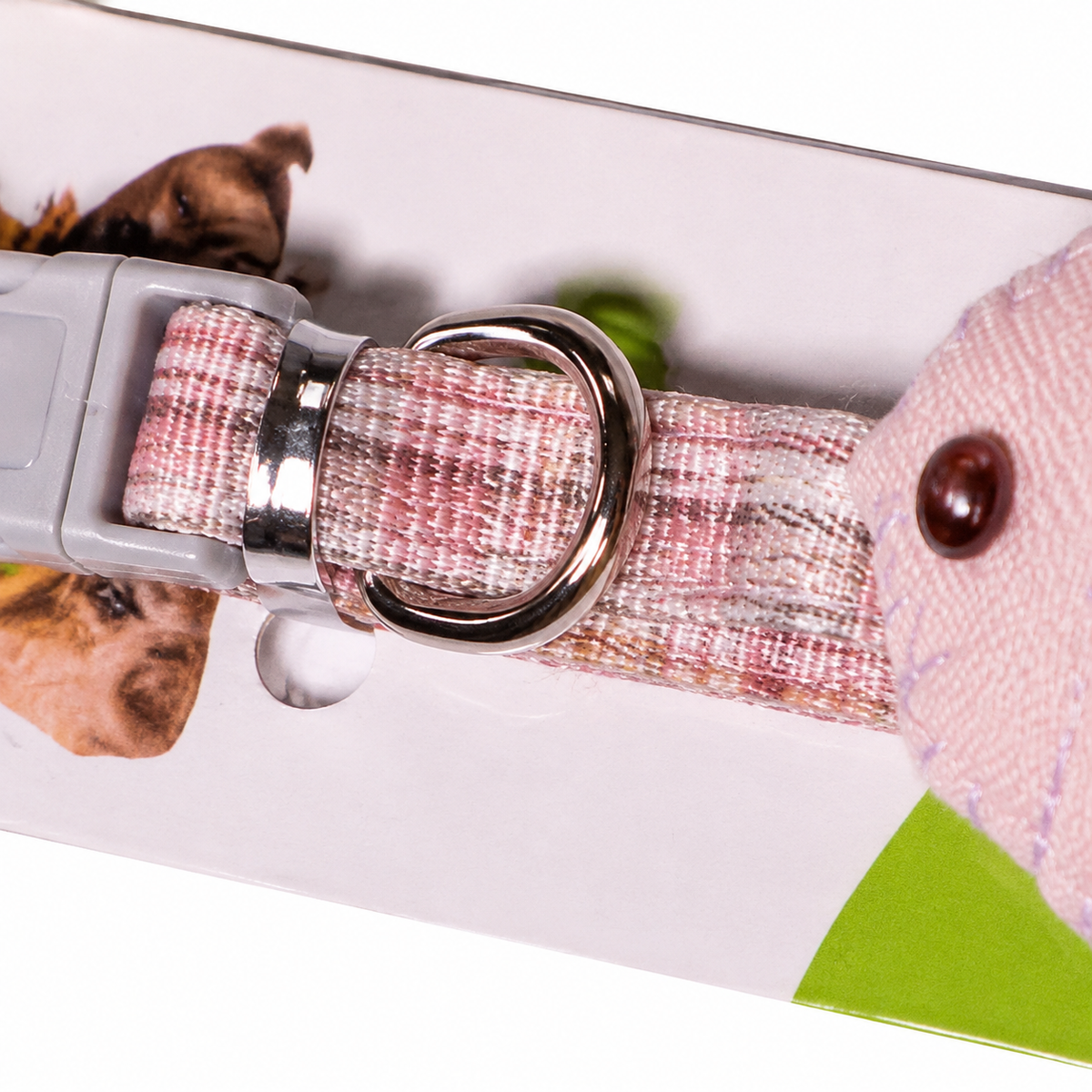 Collar rosa con figura acolchada 20300-66 — detalle