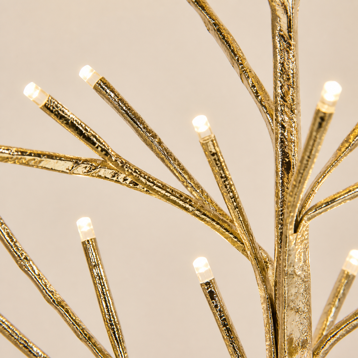 Detalle de Árbol luminoso dorado de 1.5 m — 20376-13