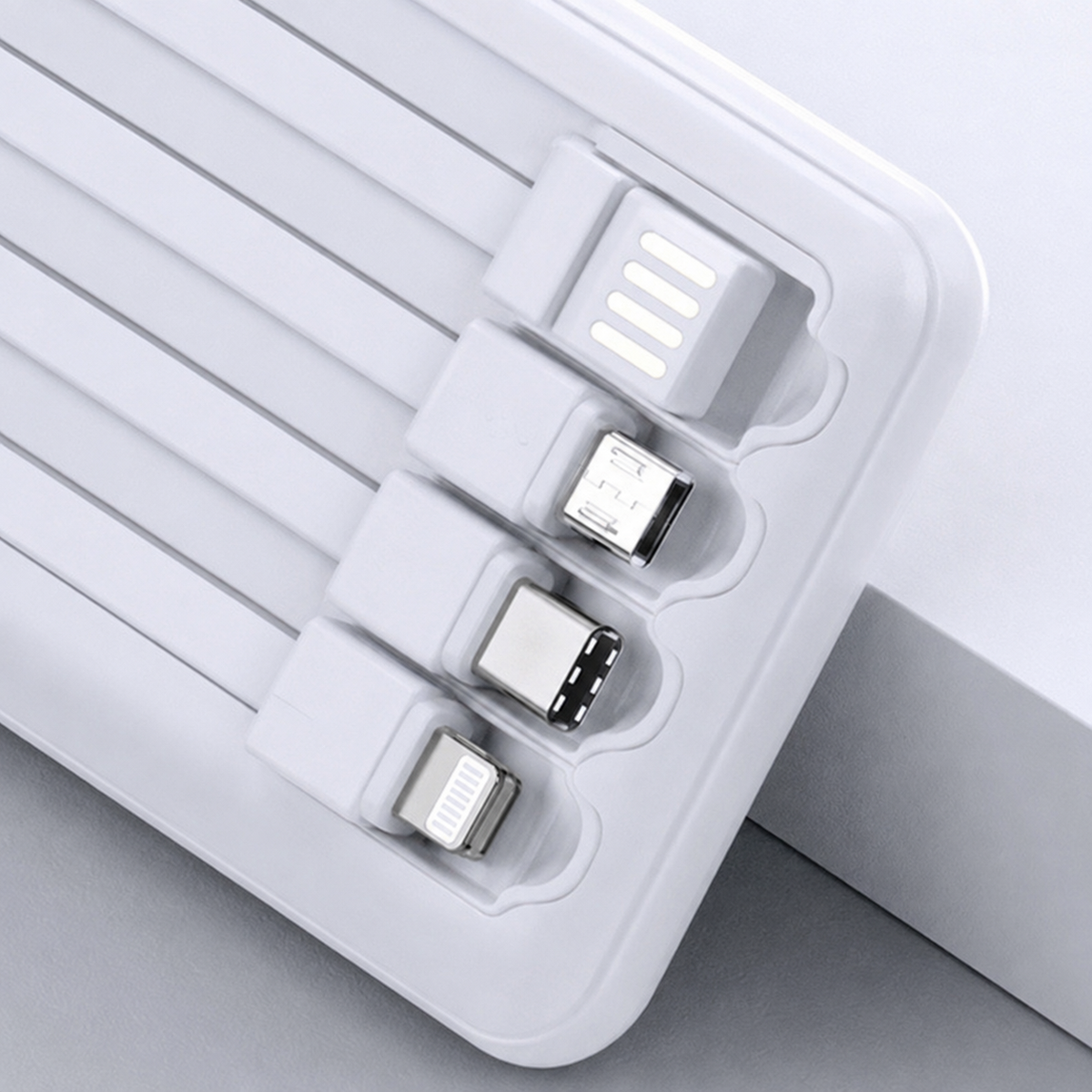 Batería portátil solar blanca con cables 23165-11 — detalle del producto