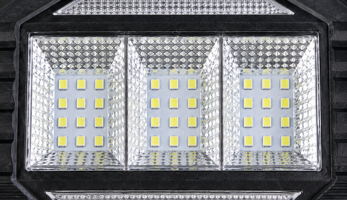 Linterna con asa y panel de luz lateral — 24078-35 — detalle